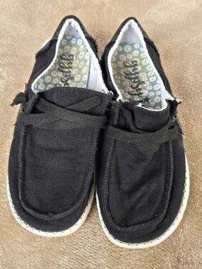 Gypsy Jazz Black Kids Slip-On Sneakers with White Soles